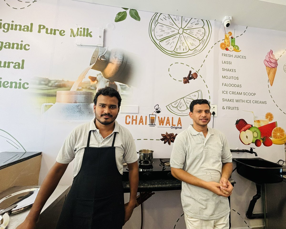 ImimamSab's tweet photo. Taste the original Chai! Our doors are open Visit Chaiwala Original, Beside ESI Hospital, Tuda Complex,MR Palli Police Station Road, Tirupati for authentic Indian tea.

#ChaiwalaOriginal #PureMilk #TeaLove https://t.co/7FAAiHphX5