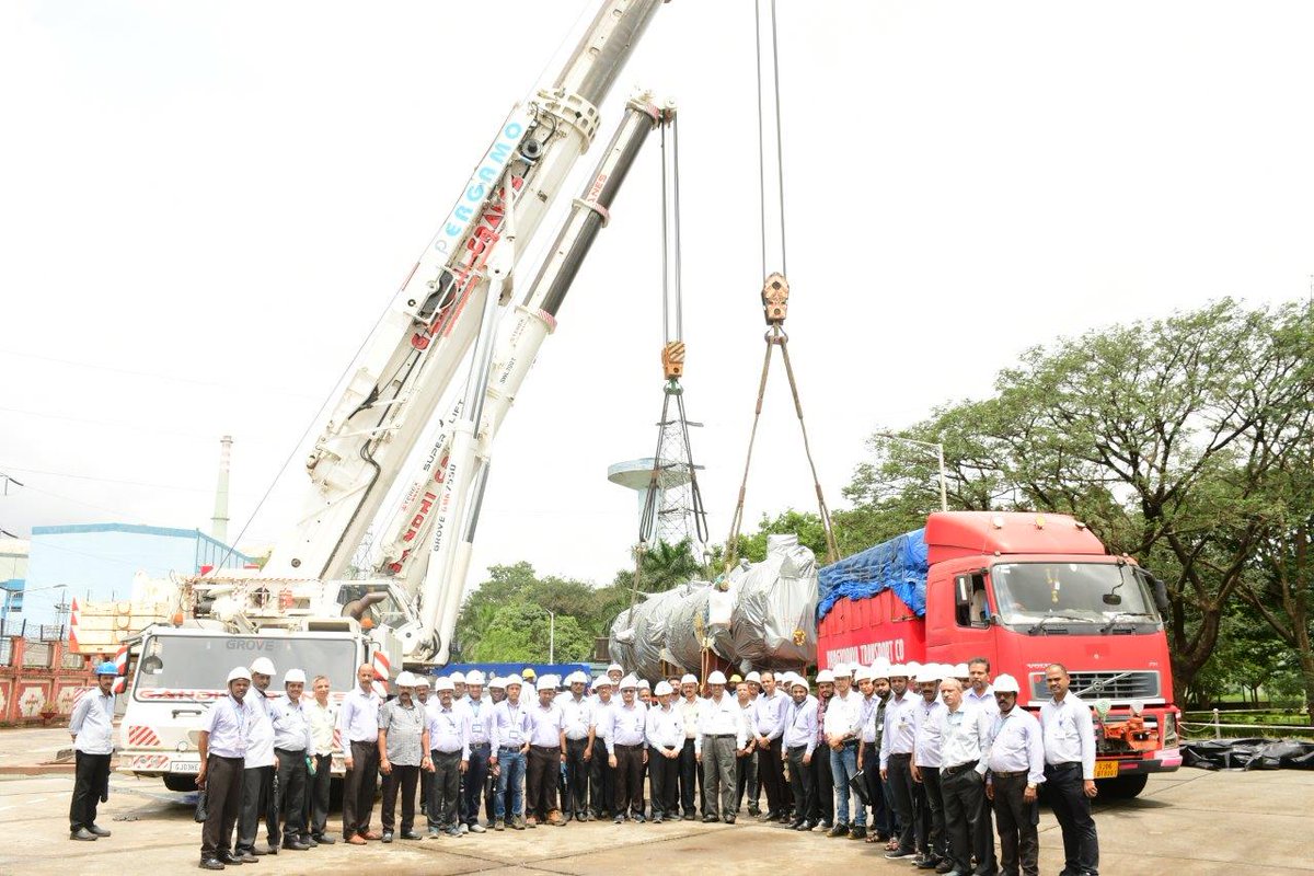 NpcilOfficial's tweet photo. First #Steam #Generator for Kaiga 5&6 (2 x 700 MW) project has been received at the #KaigaSite. This critical equipment weighs around 227 tons and is about 24m in length with a diameter of about 4m.
#NPCIL #Kaiga #PHWR #FleetMode #NuclearPower #CleanPower https://t.co/GNITUgwmRN