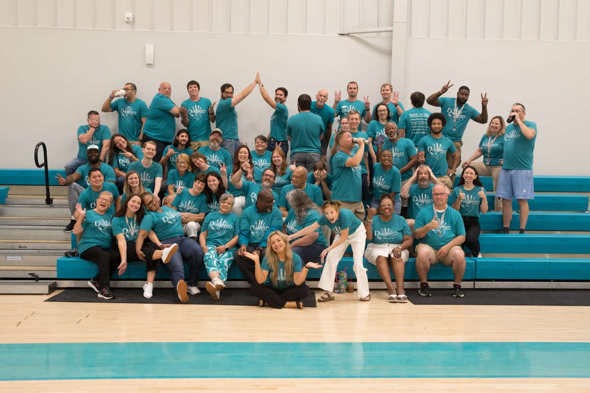 DiscoveryDurham's tweet photo. Discovery's AMAZING staff is back and ready to rock! Let's get hyped because our incredible students return next week, and we can't wait to see their smiling faces! Let's make this school year the best one yet! πͺβ¨ #WelcomeBackStaff #TrailblazerStrong #SchoolYear2024 https://t.co/8jSLMNRujo