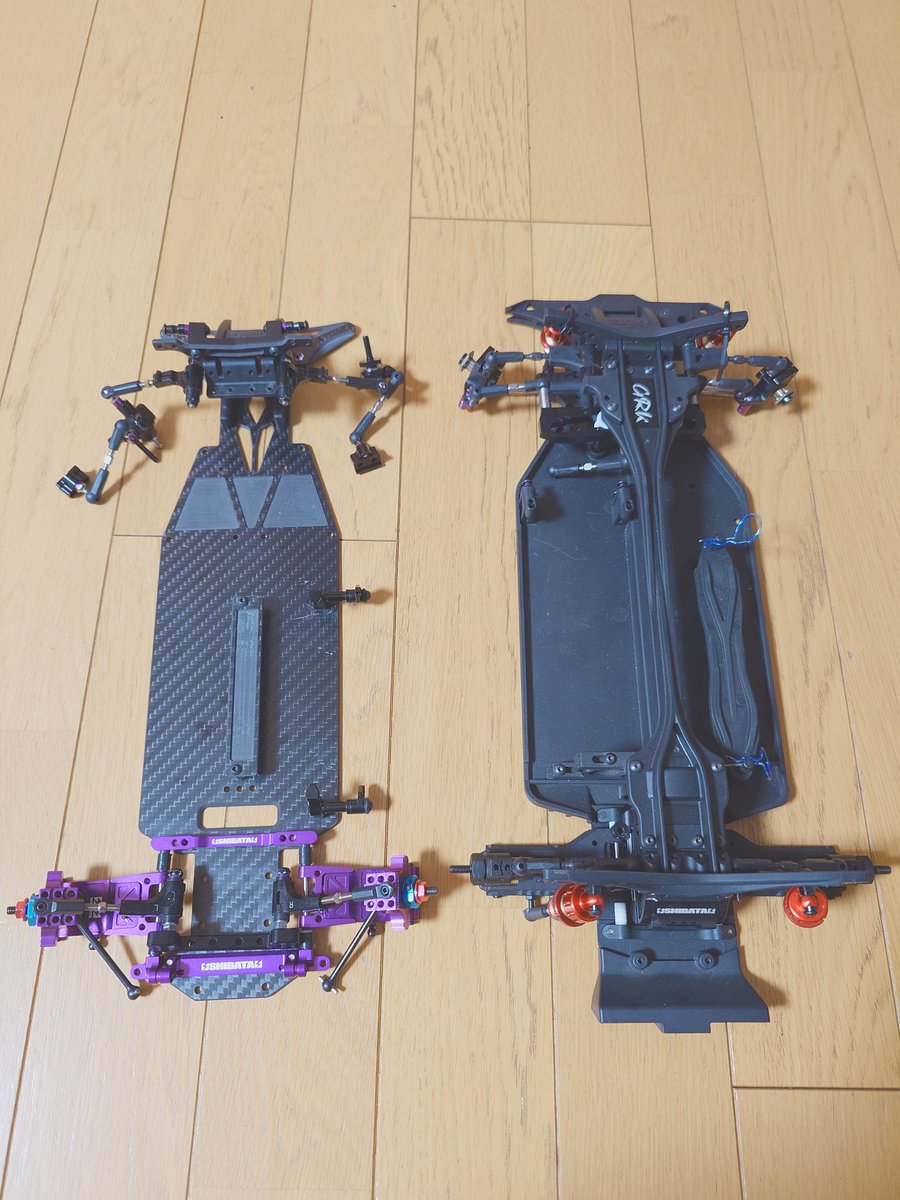 italin180sx's tweet photo. 断捨離しようとひっぱり出したけどコレで走ってた頃より少しは上達してるはずだからもう一度動かしてみたくなってしまった
#GRK #GS2EVO #ReveD #MC2 https://t.co/eB9Vbra2B2