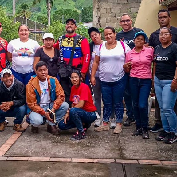 Ayer marchamos junto al pueblo de Cumanacoa en el estado Sucre. Este es un pueblo que defiende su derecho de vivir en paz, defiende su soberanía y defiende la decisión del pueblo de reelegir a <a href="/NicolasMaduro/">Nicolás Maduro</a> Presidente!!