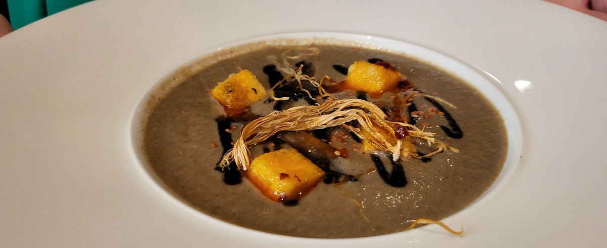 pittso's tweet image. Yet again @ChefsTableCH1 was utter shit last night. Why do I do it?