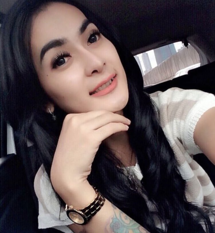 celinetransdewi's tweet photo. Available BO jakarta @ladyboymagic 
Vcs camsex by paypal.. get ready to get something wild fantasy with ferocious TS celinenamaya line myamya9090 DM for wa and more info #ladyboyjakarta #shemalejakarta #openbojakarta #vcsberbayar #wariajakarta https://t.co/aDZ5scx8JG