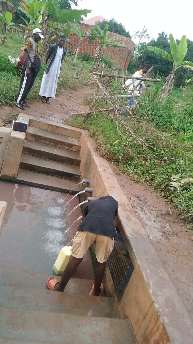 KiapiKFreddie76's tweet image. Yesterday we paid a visit to #KadebedeChildrensWell in Mbale city that&apos;s protected by Lodoi charity fund, Texas -Midlands, US last year, through  #Kiapi family. Servers PAX100k @ObuntuModel @nwscug @NWSCMD @bimedia90 @BugisuNGOForum @RotaryMbaleCity @RotaryMbale1964 @GCICUganda
