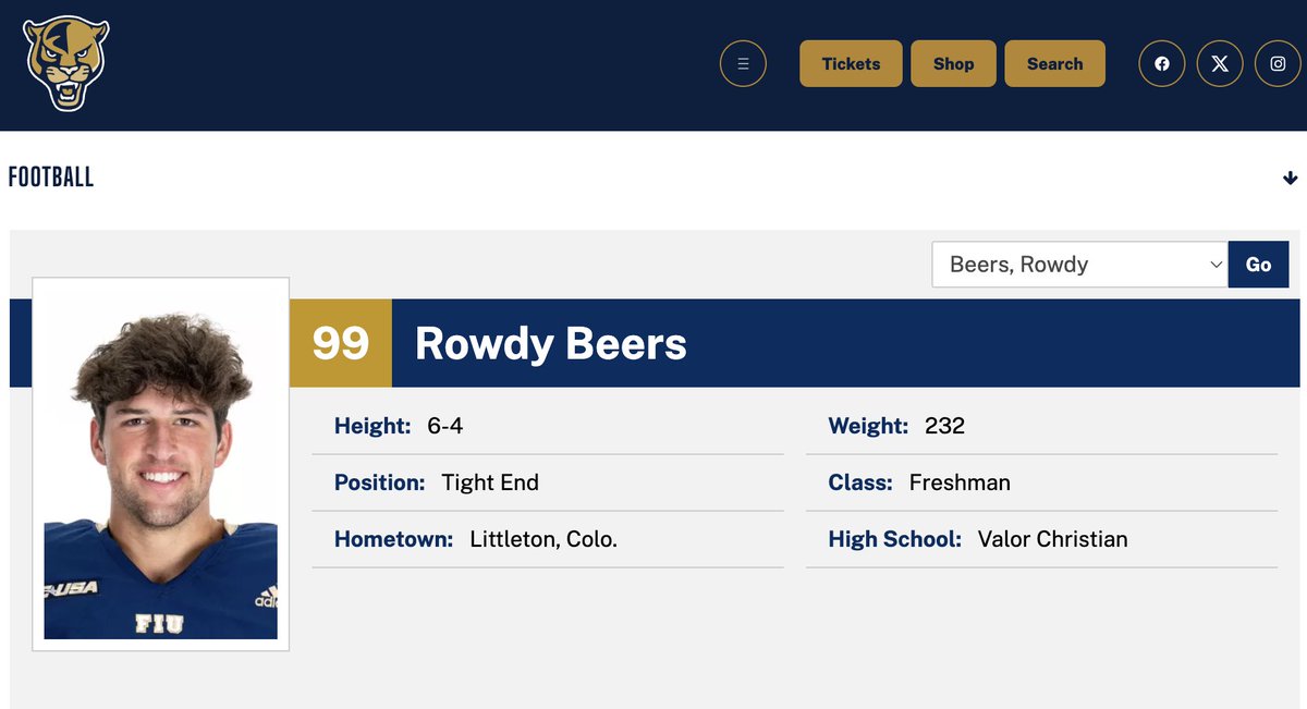 CSOonX's tweet photo. • TE Rowdy Beers (FIU) 🍻 https://t.co/YmNULijMCH