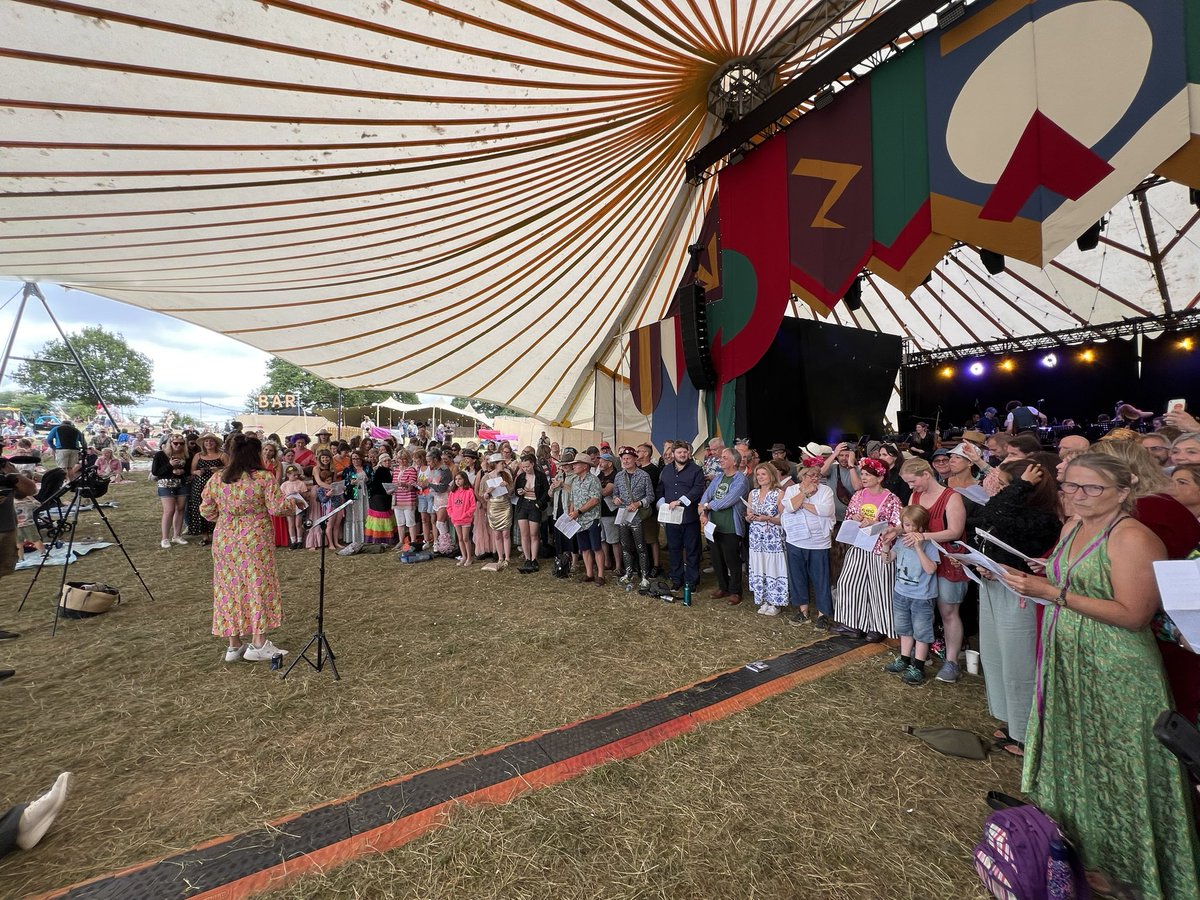 Lucy Crapper tweet media