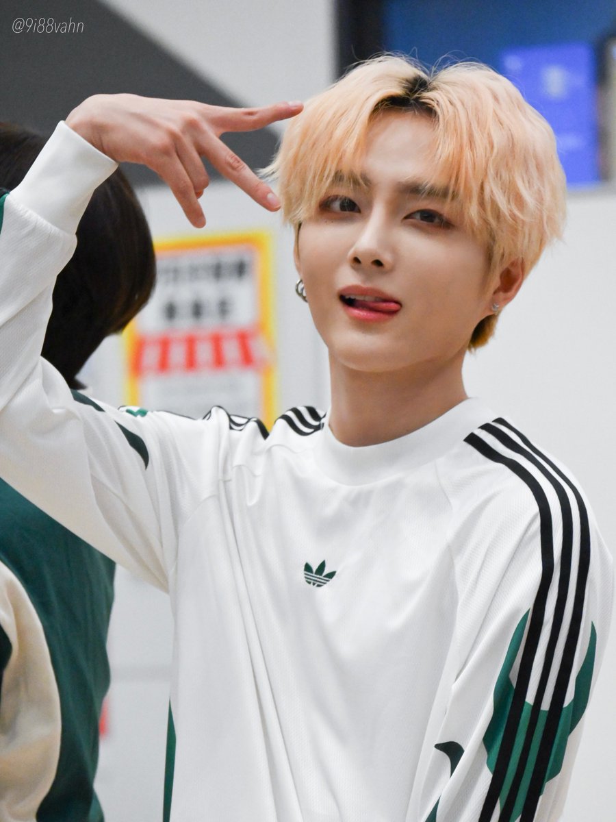 the_FANTASISTA_'s tweet photo. 240414

#NINEi #나인아이 #VAHN #반 #김정우 #정우 https://t.co/JAokQ3pVbZ