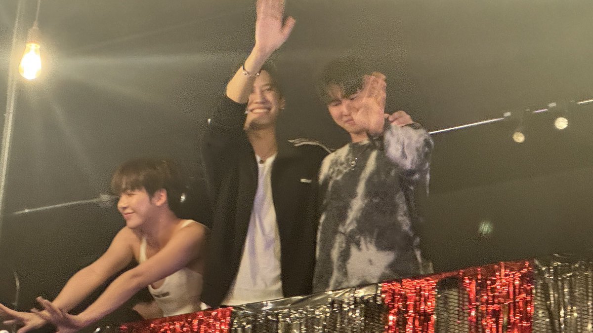 Cherry_BbP's tweet photo. Wabicafe has become a must-visit place every time I go to Thailand. I didn’t expect that the last time I went to go would be Last Disco，No matter what the future holds, I respect your decision and thank you for providing a gathering place for fans.  @bb0un @WabCafenfriends https://t.co/K28WDjvrCF