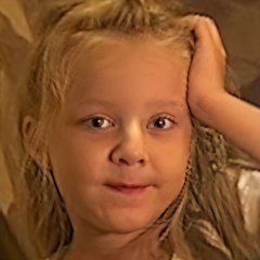 desaparecidaorg's tweet photo. #URGENTE NIÑA DESAPARECIDA #CABA  BÚSQUEDA EN TIEMPO REAL🆘MÁXIMA DIFUSIÓN🙏
Fumiko Sol Rosa Grabarczyk tiene 5 años, desapareció el 23/2/24 en la ciudad de Buenos Aires. Causa judicializada en el fuero de Familia. 
Avisar #Urgente a la policía local, o al☎️911 https://t.co/hZZK8n48LJ