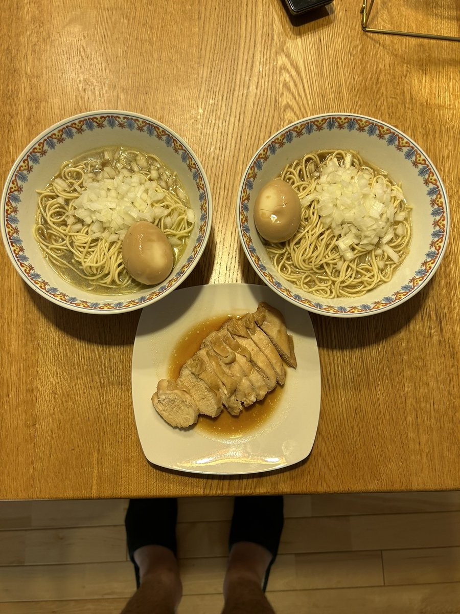 mitsu9991_k's tweet photo. お家で今日1
煮干ソバ・背脂煮干ソバ
お店同様美味しい煮干ソバを頂けました‼️ご馳走様でした‼️
またサンプルありがとうございました✨

#お家で今日1
#今日の1番 https://t.co/207fKeEVbD