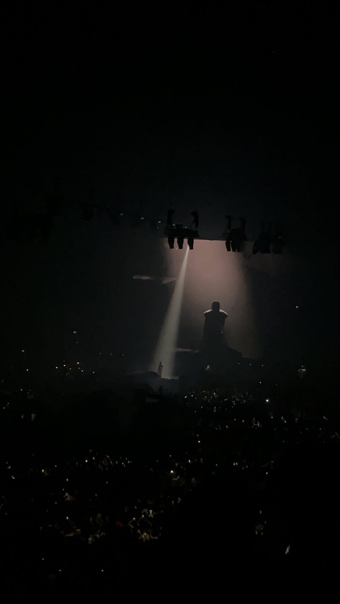 rdpinaa's tweet photo. Travis Scott - Circus Maximus 🇵🇹 https://t.co/Qz65idvTwU