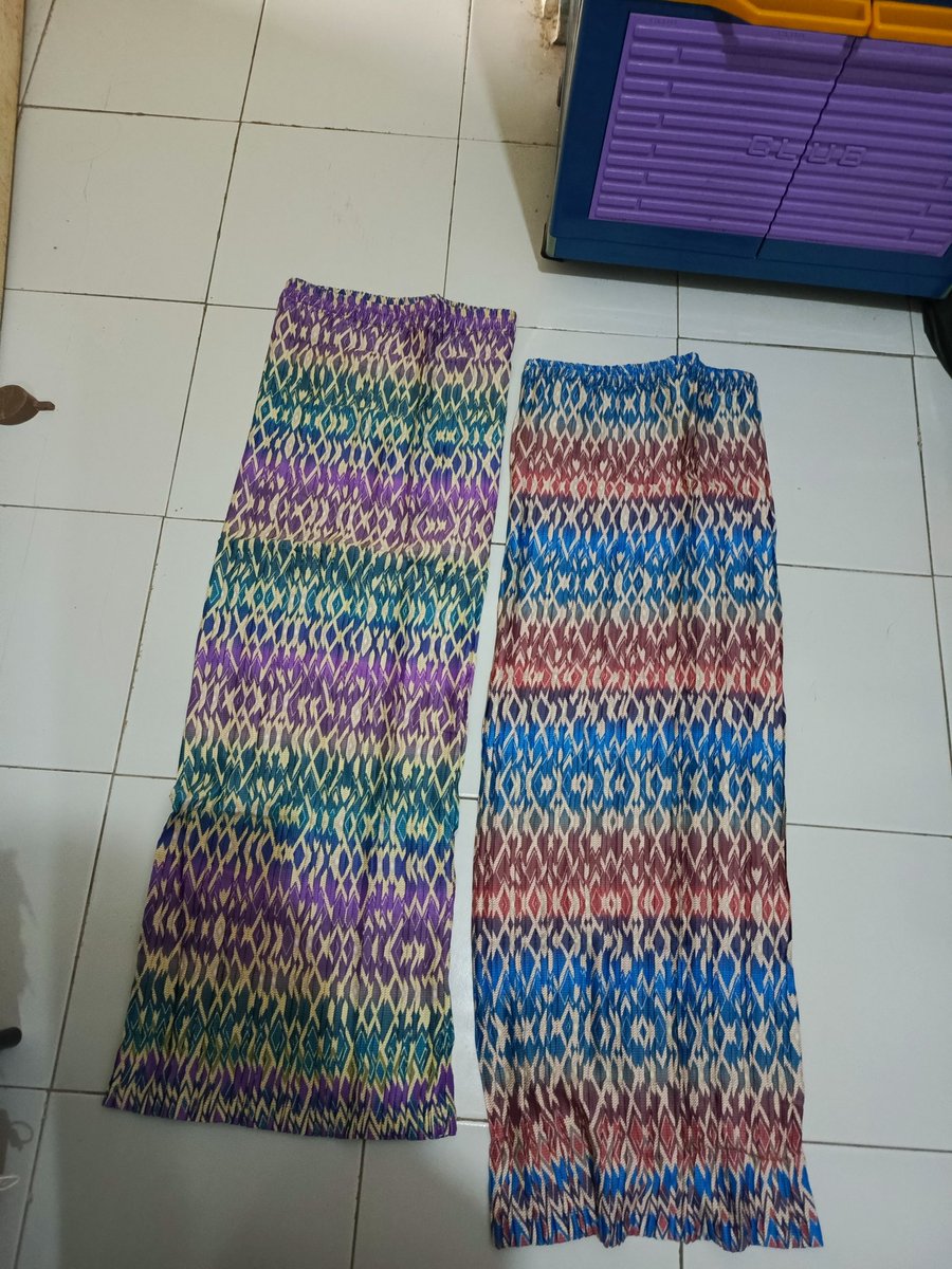 destynations's tweet photo. @partofki Butuh bawahan nya ga ka? Aku ada rok plisket. New kok harganya 35.000 https://t.co/hu0RzyEqEc