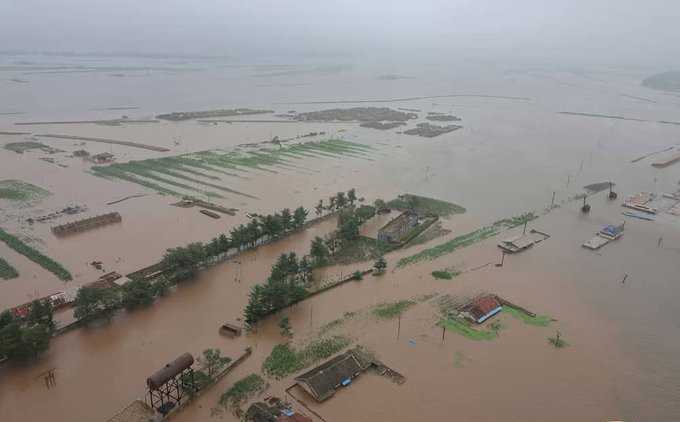 El presidente de Cuba, Miguel Díaz-Canel, trasladó hoy sentidas condolencias al Partido Comunista, Gobierno y pueblo de República Popular Democrática de Corea (RPDC) tras las recientes inundaciones ocurridas en el norte de ese país.