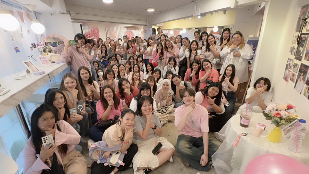 firstone_wnk's tweet photo. #24thFirstoneBDProject https://t.co/NNnz3AfuC8