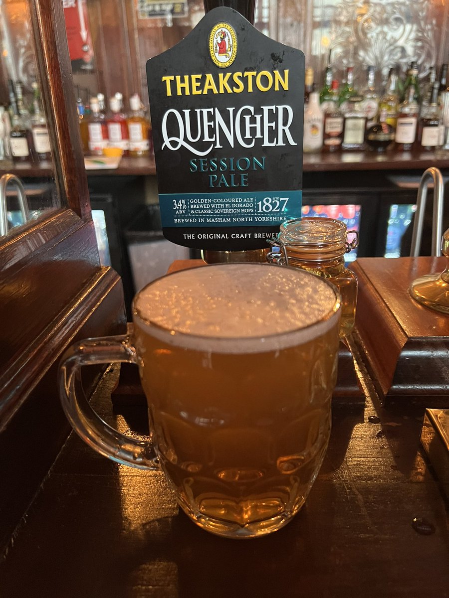 BadgerKub's tweet photo. Next: amazing pub! #beer #sessionale https://t.co/SOIf7v5IAJ