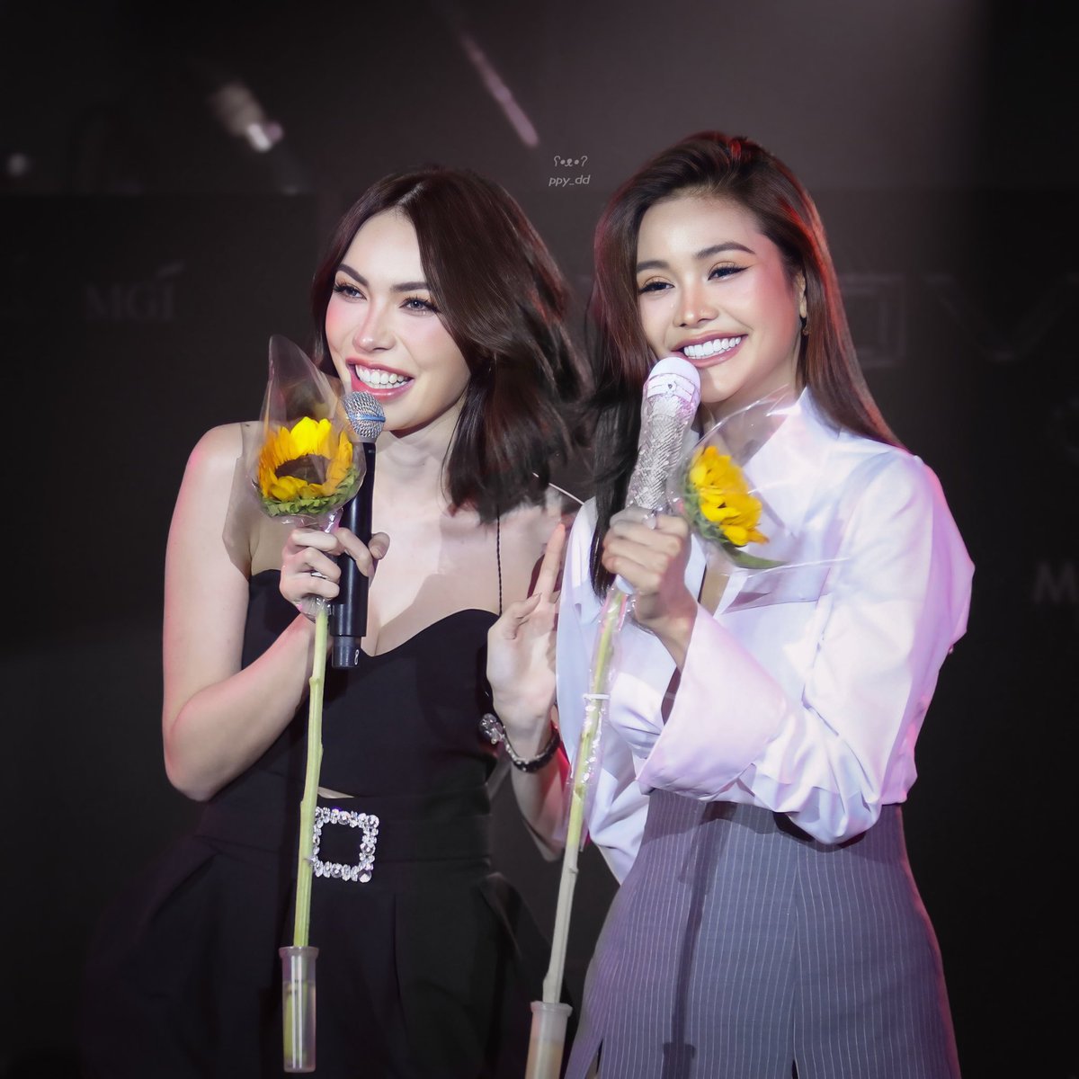 ppy_dd's tweet photo. ——— 𝘏𝘢𝘱𝘱𝘺 𝘈𝘯𝘯𝘪𝘷𝘦𝘳𝘴𝘢𝘳𝘺 2 𝘺 4 𝘮 ———
 • 𝘔𝘢𝘺 𝘺𝘰𝘶 𝘣𝘦 𝘴𝘶𝘳𝘳𝘰𝘶𝘯𝘥𝘦𝘥 𝘣𝘺 𝘭𝘰𝘷𝘦 𝘧𝘰𝘳𝘦𝘷𝘦𝘳 •
                           🎞️🦋🤍

#EnglotAnvs2Y4M 
#อิงล็อต #englot https://t.co/yC9B887CFV