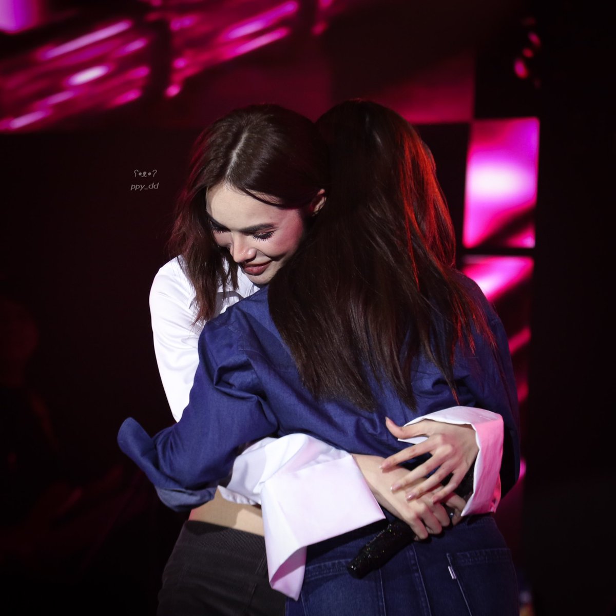 ppy_dd's tweet photo. ——— 𝘏𝘢𝘱𝘱𝘺 𝘈𝘯𝘯𝘪𝘷𝘦𝘳𝘴𝘢𝘳𝘺 2 𝘺 4 𝘮 ———
 • 𝘔𝘢𝘺 𝘺𝘰𝘶 𝘣𝘦 𝘴𝘶𝘳𝘳𝘰𝘶𝘯𝘥𝘦𝘥 𝘣𝘺 𝘭𝘰𝘷𝘦 𝘧𝘰𝘳𝘦𝘷𝘦𝘳 •
                           🎞️🦋🤍

#EnglotAnvs2Y4M 
#อิงล็อต #englot https://t.co/yC9B887CFV