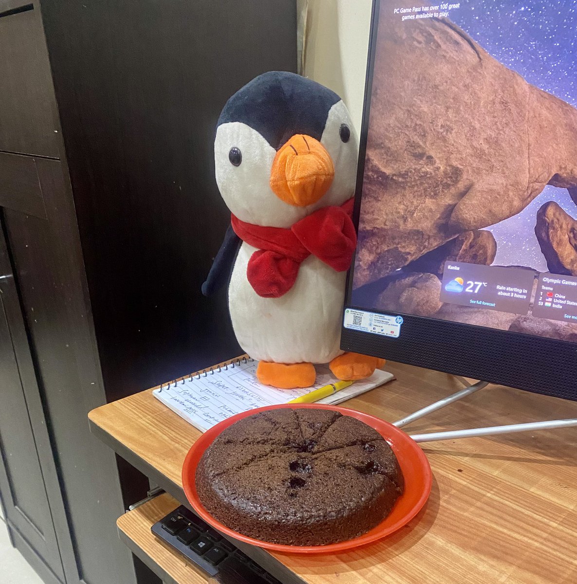 Its_punam's tweet photo. Raagi cake …. surprisingly turned out yummy 😋😋
#HealthyHabits
#Experimenting
#nosugar
#raagi https://t.co/WgdFFP0cVF