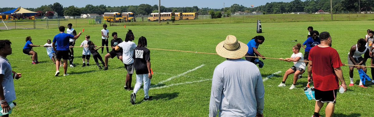 Last week Chowan players and coaches spent some time in Franklin, Virginia for a youth football camp. Thank you to the Franklin Mustangs and Franklin community for having us out to work with these young stars! 
🧱by🧱