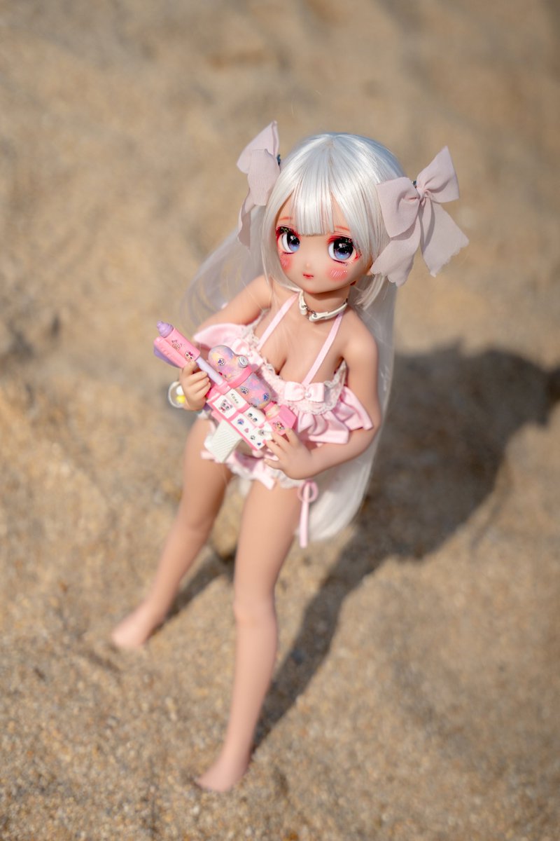 𝓗𝓸𝓽 𝓼𝓾𝓶𝓶𝓮𝓻 🏖️🪼
#MDD 
#MDDはいいぞ 
#うちの子かわいい 
#Nyacho_crunch 
#EIRI_DOLL