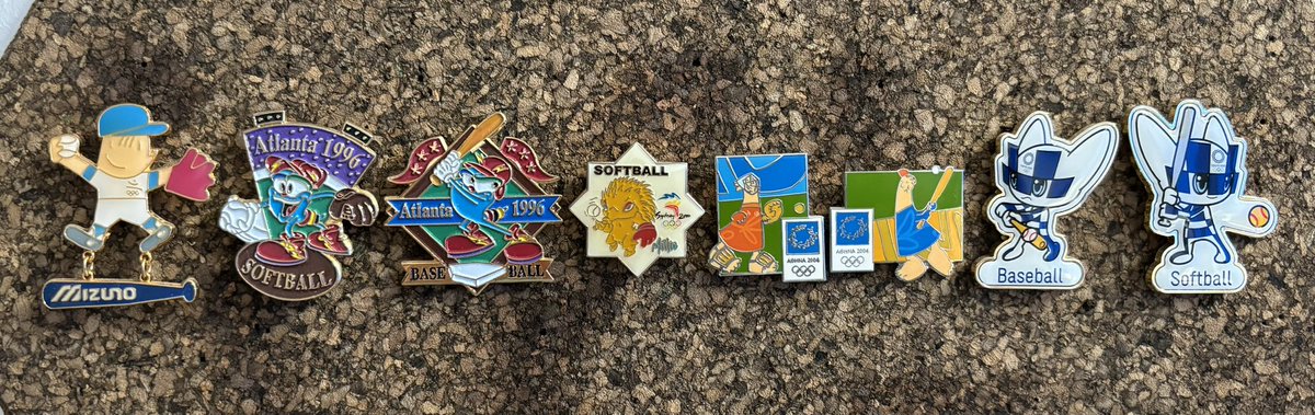 rafal_baseball's tweet photo. ⚾️🥎 Baseball Softball Olympic pin Collection 🥎⚾️

#Barcelona #Atlanta #sydney #Athens #Tokyo2020 @Simone_Biles @SnoopDogg #OLYMPIC2024 #Olympicpin https://t.co/tzee5kBmJa