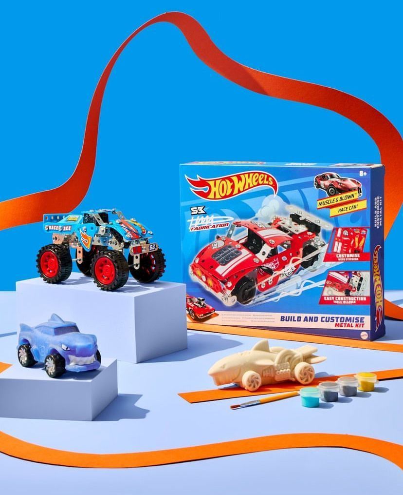 KirkgateCentre's tweet image. Rev up the excitement with our new Hot Wheels range! 🏎️💨

Get creative with paint-your-own cars, build-your-own speedsters and stretchy car toys that guarantee hours of fun! Ready, set, play! 🏁

Available in-store at the Card Factory, while stocks last.

#cardfactory #PlayTime