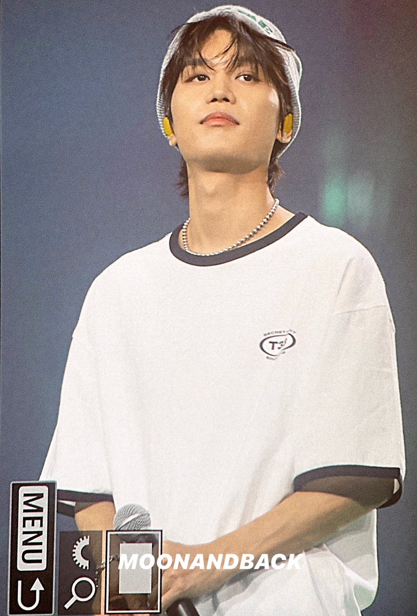 M0ONANDBACK's tweet photo. 240804 NCT 127 팬미팅 

🍀💛

#태일 #TAEIL #テイル #NCT127 #TAEILisBackOnStage https://t.co/HU81rG8nWi