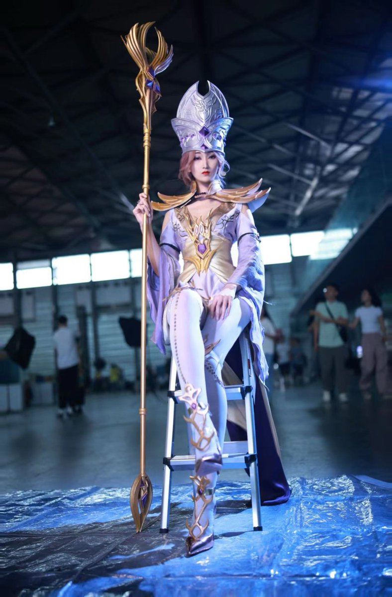 yexue0104's tweet photo. 阻挡者，杀无赦！
#cosplay #比比东 #斗罗大陆 #腾讯 #ChinaJoy #cosplayers https://t.co/j2gwd0puvr https://t.co/BC4Eioenby