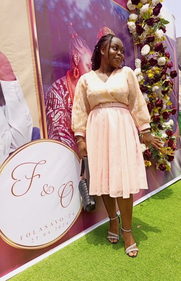 LoexFashion's tweet photo. Pretty girls in pink please!!! https://t.co/FnA2wJFeog