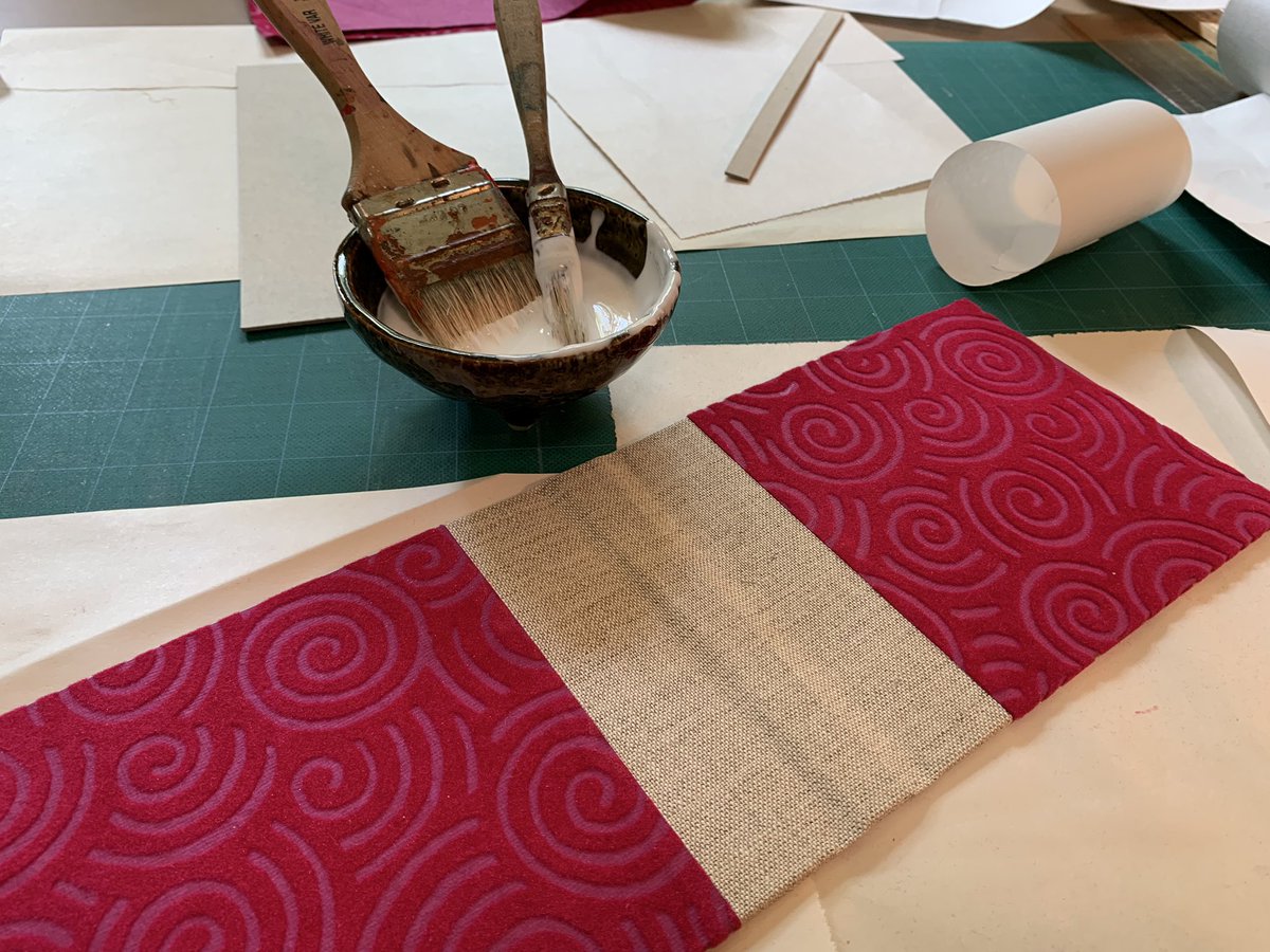 savranly's tweet image. Progress! #bookbinding