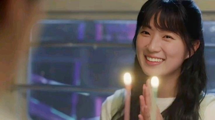 pw_hundred_hyun's tweet photo. น้องฮเยยุนกับเค้กก็น่ารักมากๆ🎂🎂🎂 https://t.co/P1CJ0aNpjq