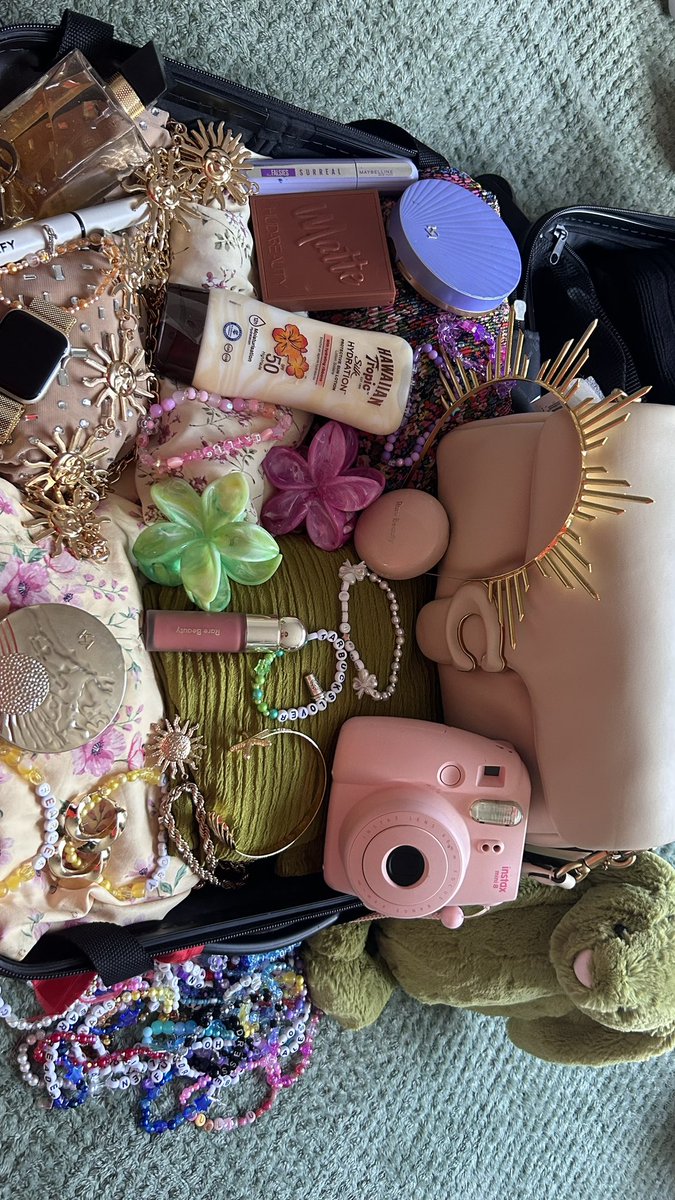 this girl is going to vienna :)