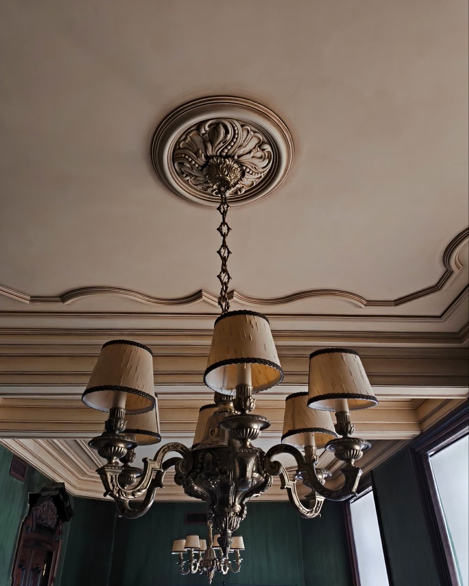 nya_zurc's tweet photo. Detail in the green room.........#oldbilding #architecture #arquitecturephotography #urbanphotography #streetphotography #cityphotography #cityview #citystrangers #cityescape #lisbon #lifeisalwayson #photography #photo #photooftheday #photographer https://t.co/NuKRj6GSgj