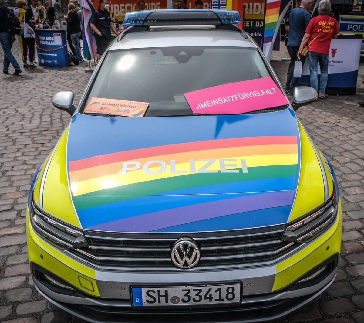 Evi Smokes tweet media