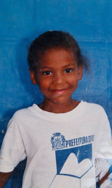 CR7Brasil's tweet image. “Antes as pessoas subiam o vidro do carro pensando que eu ia assaltar, hoje eles abaixam o vidro pra tirar foto”

🗣️| Rafaela Silva