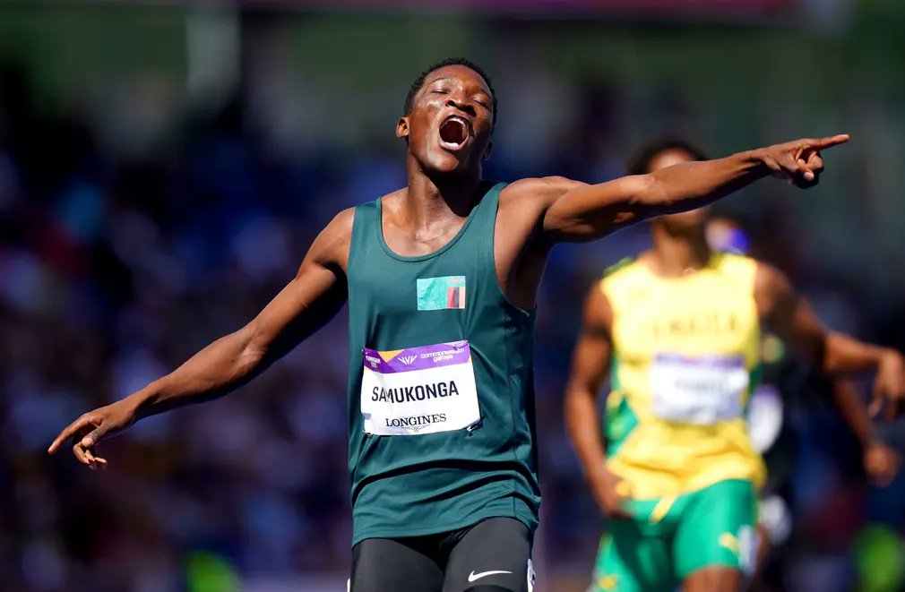 Zambia's Muzala Samukonga has won Heat 3 of the 400m athletics qualifying series at the Olympic Games. 

Samukonga, who making his debut at the Games, clocked 44.56s ahead of Botswana's Bayapo Ndori (44.87s) and Italy's Luca Sito (44.99).

#Paris2024 #Olympics #athletics