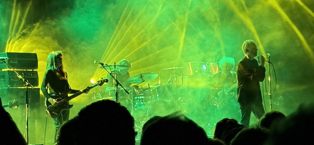 These glasgow eyes have been watching ⁦<a href="/TheMaryChain/">TheMaryChain</a>⁩ for nearly 40 years. On career best form tonight driven by the spectacular ⁦<a href="/simonemarie4/">simone marie</a>⁩ 🎸🔥👏