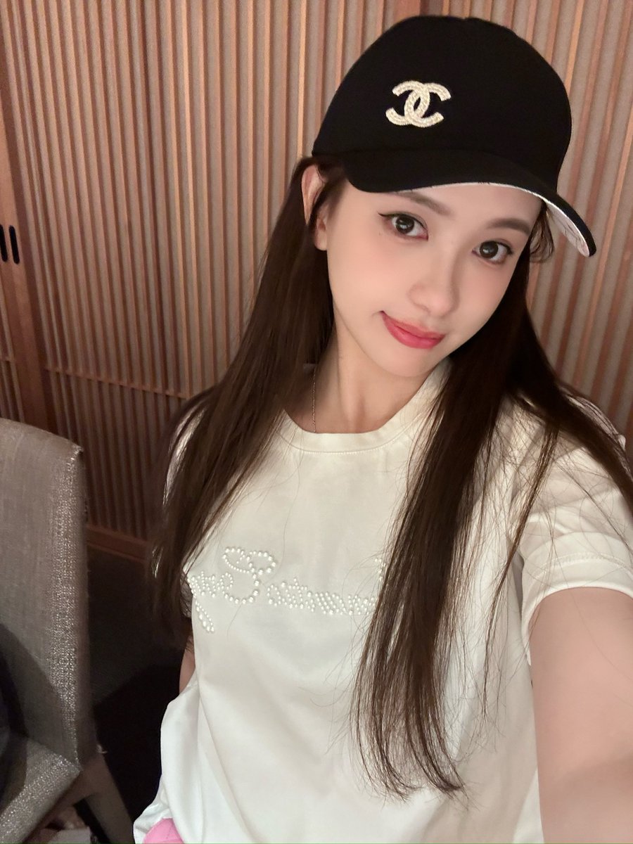 madeinmoonlab's tweet photo. 997 tokyo ootd🏹🤍
https://t.co/RGp0teRyBJ https://t.co/ISh3iawlau