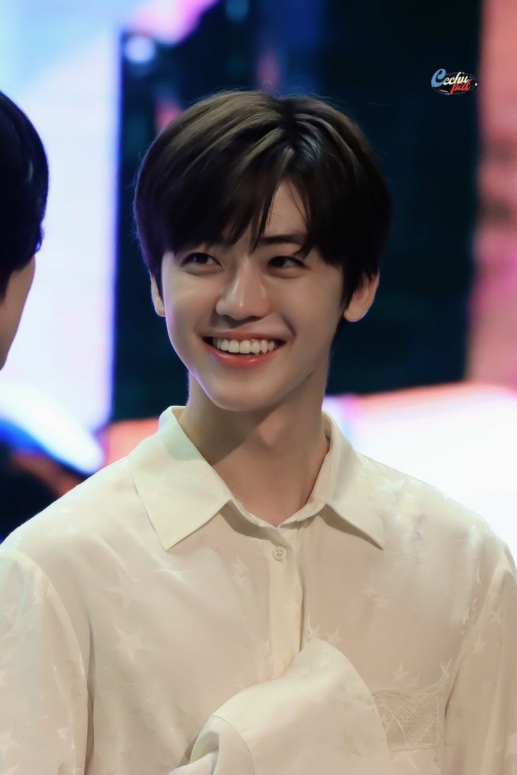 a nomin au ; 
written by exbastardd
—————————————
agreement 

tentang rajendra, papa muda yang harus mencari pengasuh untuk mengurus anak semata wayangnya yang diasingkan sang ibu demi menikahi laki-laki lain.