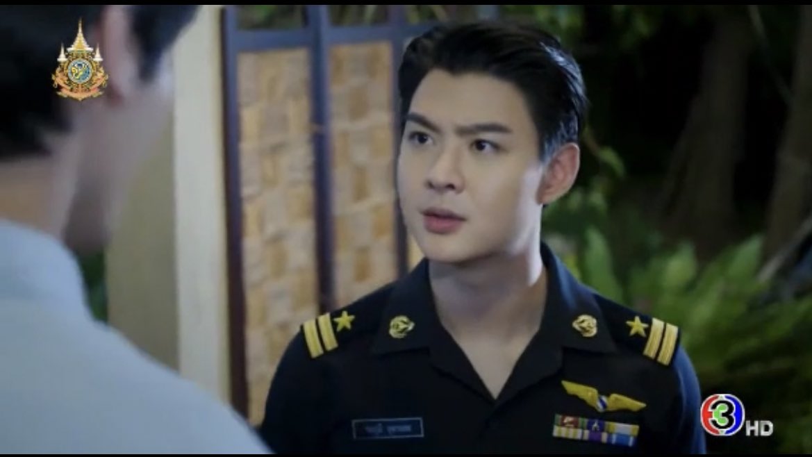 Smileyee97's tweet photo. คุณสรุจ : คุณภูมิผมกำลังส่งกระแสจิตเรียกรถ 
คุณนี้เทวดาประจำครอบครัวเราจริงๆ

คุณภูมิ : ผมมาประชุมในเมืองเลยนึกขึ้นได้ว่าทวดอ่อนมีบ้านที่นี้ แต่ผมไม่ได้มาเพราะพี่  ไม่ใช่พี่ที่ต้องการความช่วยเหลือแต่มีอีกคน

ขอบคุณในเซ้นของคุณภูมิ

 #พรชีวันEP5 https://t.co/vTfw0SD4MK
