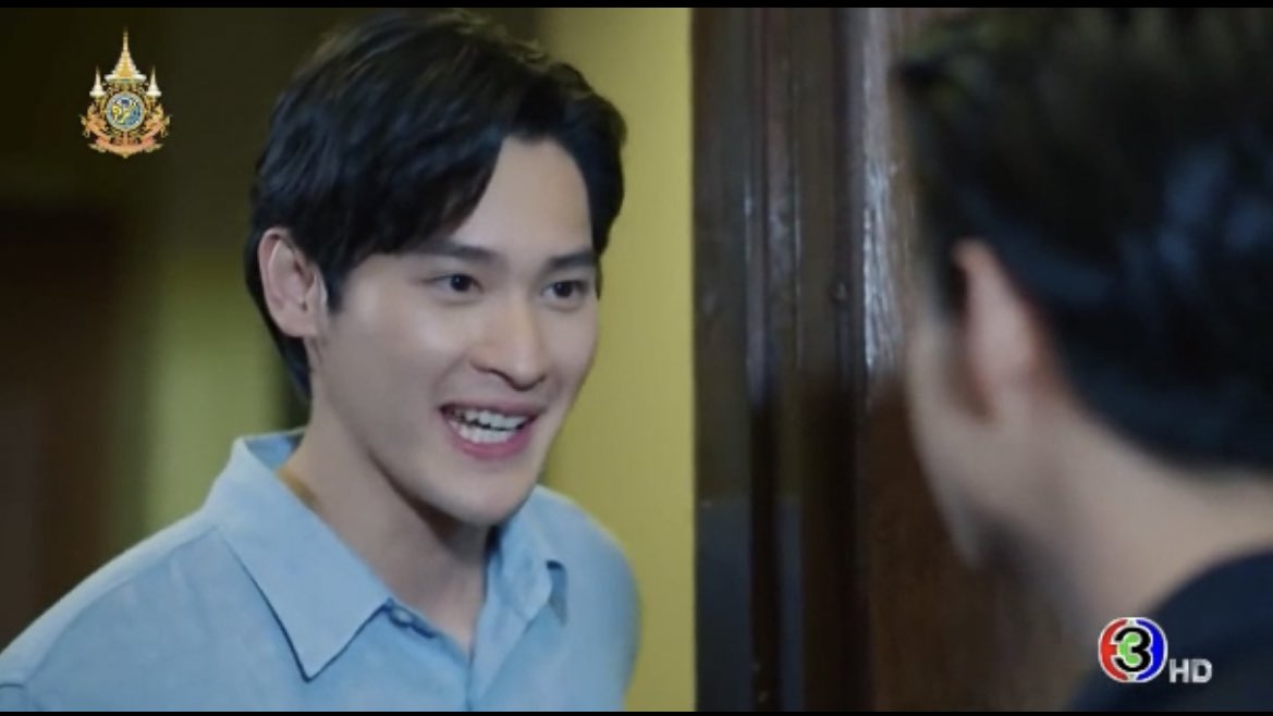 Smileyee97's tweet photo. คุณสรุจ : คุณภูมิผมกำลังส่งกระแสจิตเรียกรถ 
คุณนี้เทวดาประจำครอบครัวเราจริงๆ

คุณภูมิ : ผมมาประชุมในเมืองเลยนึกขึ้นได้ว่าทวดอ่อนมีบ้านที่นี้ แต่ผมไม่ได้มาเพราะพี่  ไม่ใช่พี่ที่ต้องการความช่วยเหลือแต่มีอีกคน

ขอบคุณในเซ้นของคุณภูมิ

 #พรชีวันEP5 https://t.co/vTfw0SD4MK
