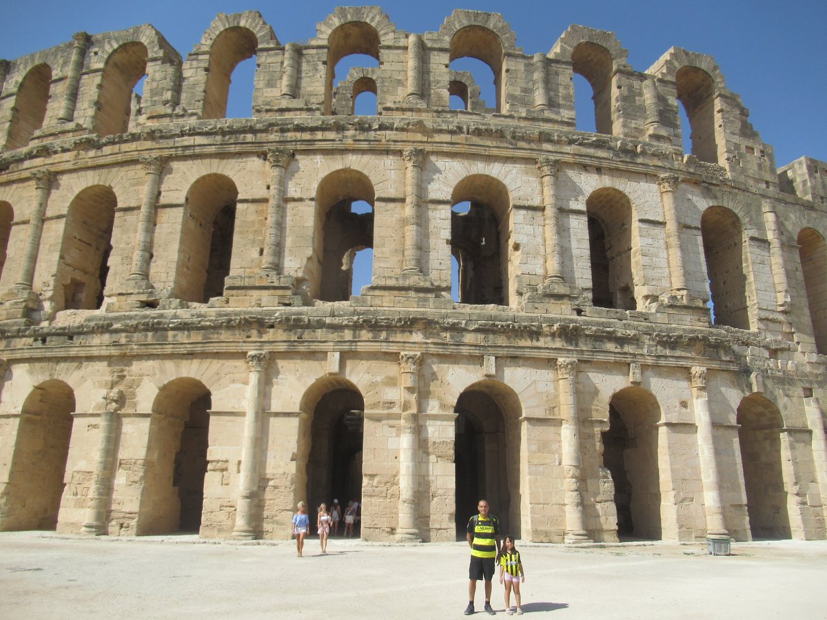 AlbertoPlazaSeb's tweet photo. Impresionante Anfiteatro Romano de #ElDjem, el mayor de África y uno de los mejor conservados del mundo.#Tunez2024 https://t.co/u7uDzq3KwX