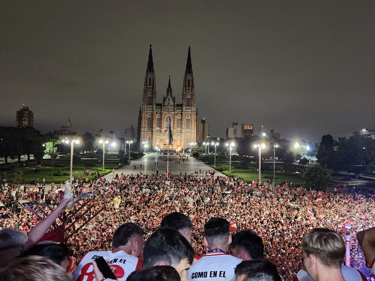 Feliz cumpleaños al mejor club del mundo. Y al orgullo de la ciudad. 🇦🇹