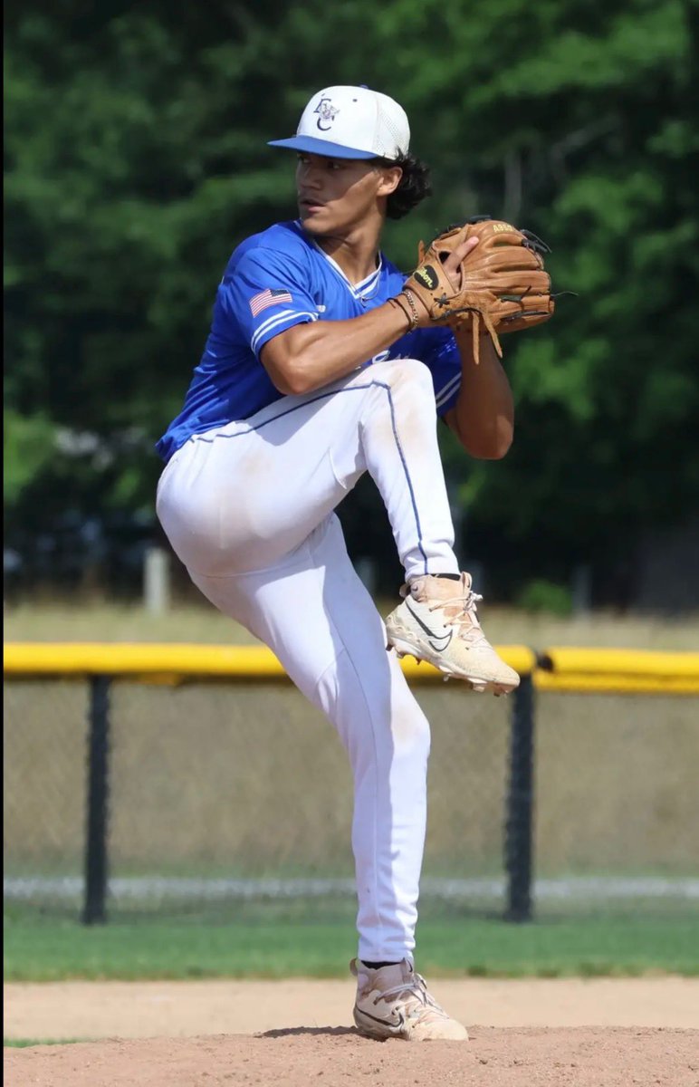 Johnny_04Jr's tweet image. Final Hitting stats 
Ave 373 -slug 507-ops 989-obp 481
RBIs 12 -runs 17
100% on 14 steals 
5 bunts 
14 singles 
3 doubles 
3 triples 

Pitching stats 
4 W 2L
35 inning - 21bb - 41kz -era 2
whip 1.257 - baa 185 
@BBUncommitted #uncommited 
#2wayplayer #stealing #sidearm