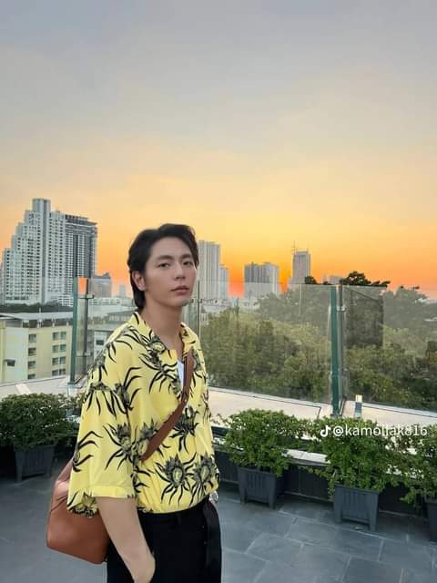 IDOLYSTUDI's tweet photo. น่าสงสารจัง
มีแต่คนอยาก หยุมหัว 
@uppoompat https://t.co/wiGXzOjwgB