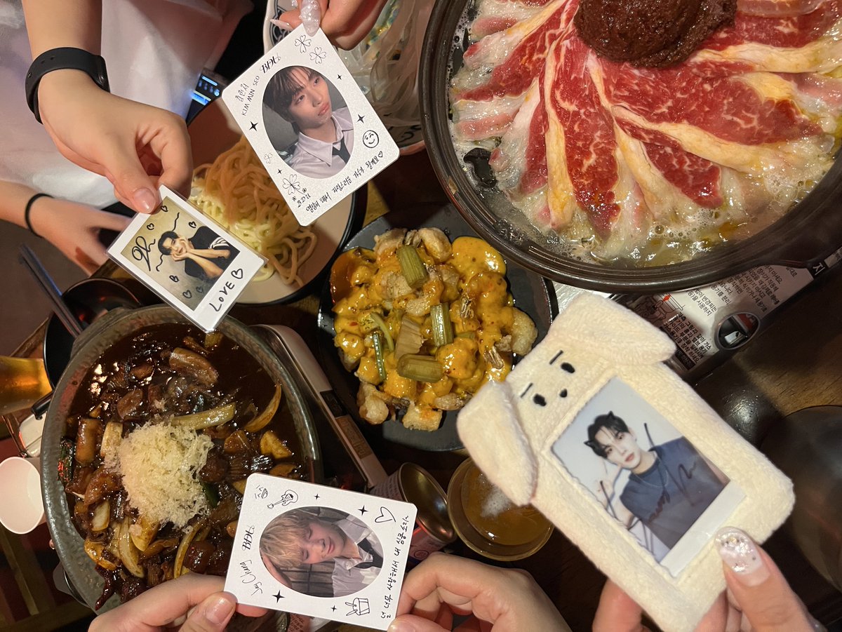 k1mmiso's tweet photo. 좋사좋시 🍀🍀🍀🍀
@그외다수삐유친구들,, https://t.co/tc01FZcStd