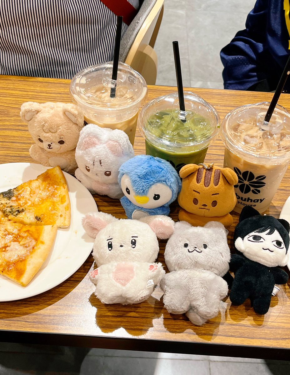 had a reeeeally great time for today’s adventure 🖼️☕️

#TheBScribblesSociety