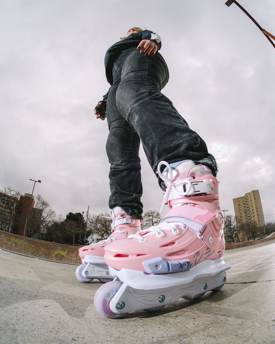 The new Flying Eagle ENKIDU inline skate offers a hybrid and versatile skating experience, featuring durable soulplates and a flat 4x66mm setup, making it ideal for street and ramp skating for both beginners and advanced skaters. 

Available in dual sizes:
#FlyingEagleSkates