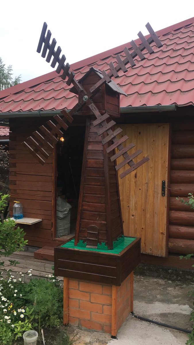 exidez022006's tweet photo. @kussington Когда жил в Подмосковье, теща попросила, чтобы я сделал мельницу на даче, декоративную, не имея навыков и опыта, я сделал, работал с удовольствием. Попросила сделать пирамидальную теплицу. Построил. От работы и результата получил огромное удовольствие. Хотя не строитель и мастер. https://t.co/xM8hwzIeQE