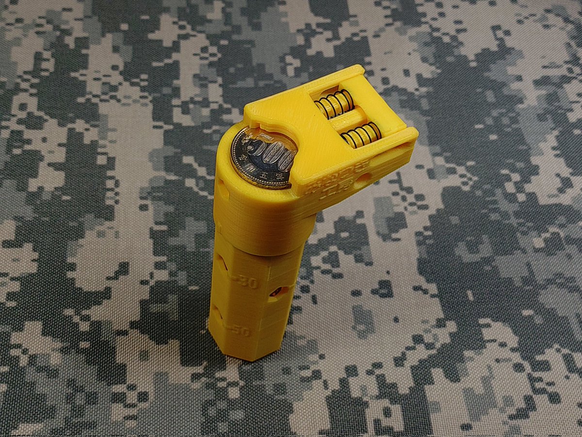 スペック紹介です！ 夏コミで頒布予定のコインシリンダーですが、改めて。 100円、500円硬貨用ともに50枚を収納。 本体素材にはABS樹脂を使用。  メインスプリング及びボルト＆ナットはステンレス製。 押出ギミックのリターンスプリングは多分ピアノ線です。 付属品に ...